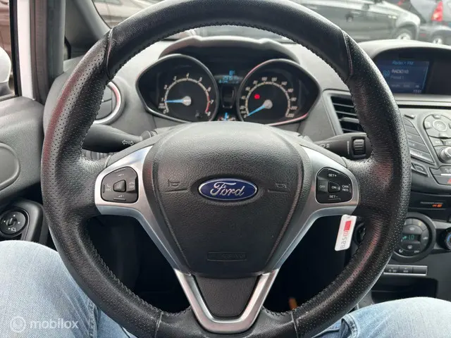 Ford Fiesta 1.0 EcoBoost ST Line 2016 Benzine 15