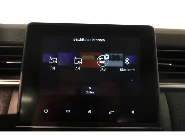 Renault Captur 1.0 TCe 90 techno 2023 Benzine 35