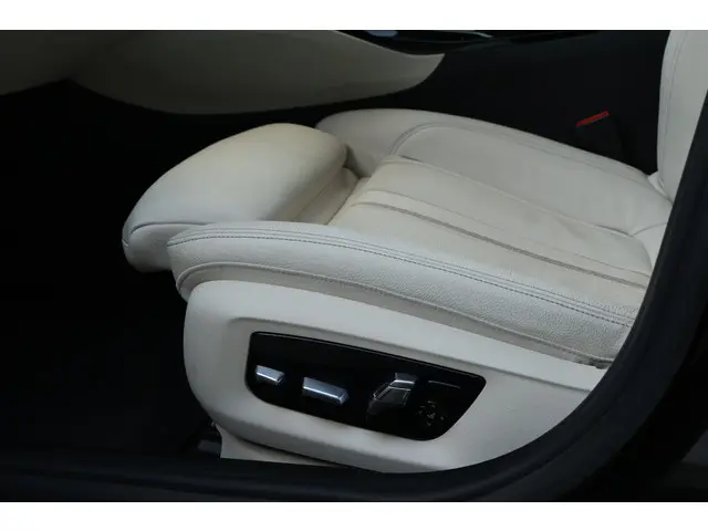 BMW 5 Serie 520d High Executive 2017 Diesel 8