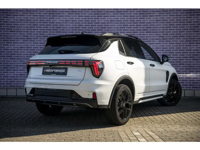 Lynk & Co 01 1.5 More 2025 Hybride Benzine 2