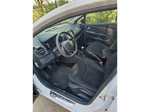 Renault Clio 0.9 TCe Limited 2019 Benzine 8