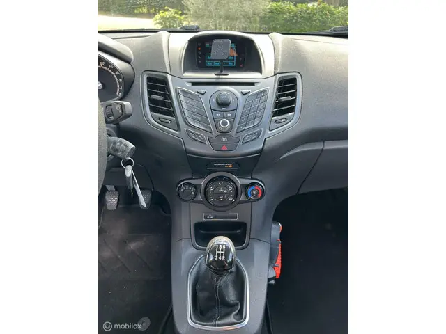 Ford Fiesta 1.0 EcoBoost Titanium 2013 Benzine 8