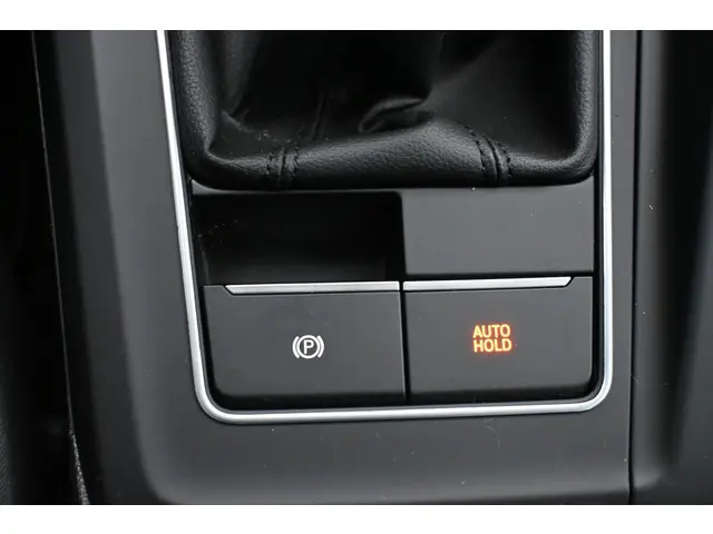 Volkswagen Golf Variant 1.0 TSI Life 2021 Benzine 38