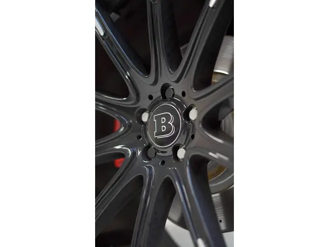 Mercedes-Benz G-Klasse 63 AMG BRABUS 2018 Benzine 27