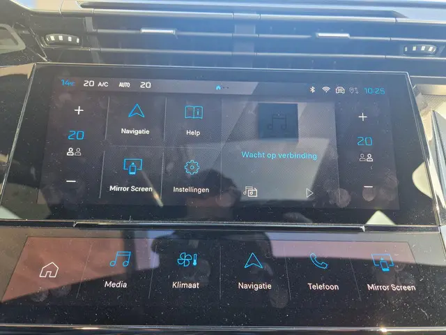 Peugeot 408 1.6 HYbrid GT 180 EAT8 2024 Hybride Benzine 17