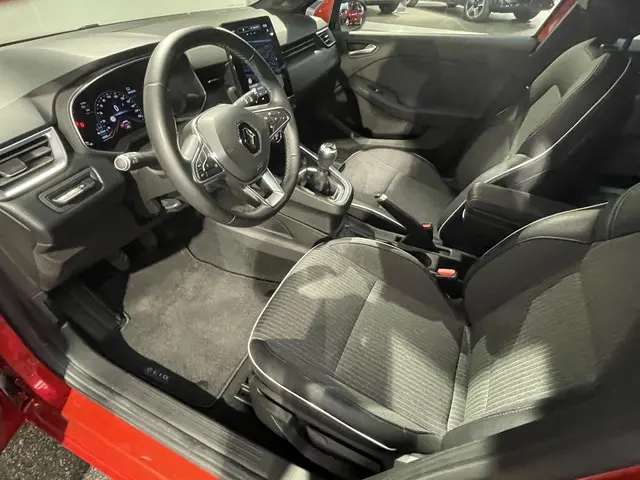 Renault Clio 1.0 TCe Intens 2021 Benzine 21