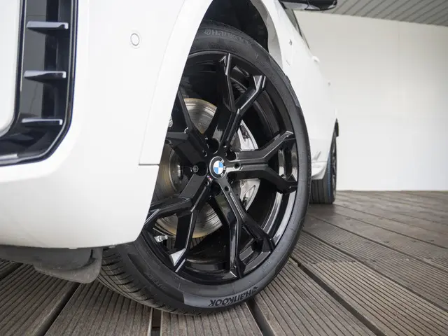 BMW X5 xDrive50e 2025 Hybride Benzine 44