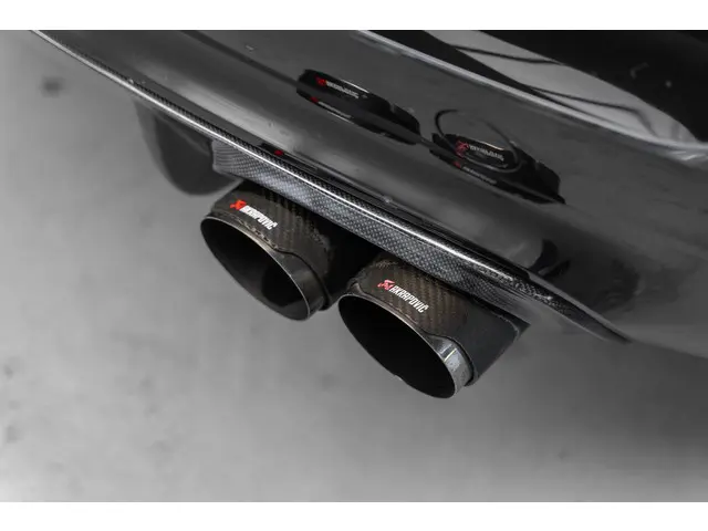 BMW X5 4.4i M 556 PK Akrapovic Full Option 2012 Benzine 9
