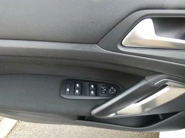 Peugeot 308 1.2 PURET.BLUE LEASE 2015 Benzine 16