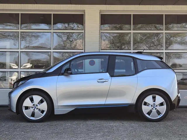 BMW i3 RANGE EXT. COMFORT ADVANCE 2015 Hybride Benzine 3