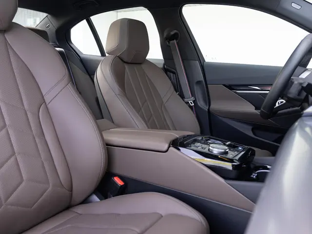 BMW i5 Sedan eDrive40 2023 Elektrisch 10