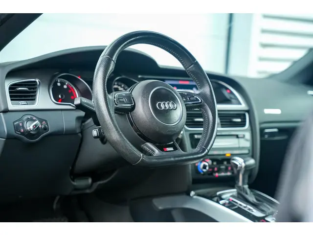 Audi A5 Cabriolet 1.8 TFSI Pro Line S 2014 Benzine 2