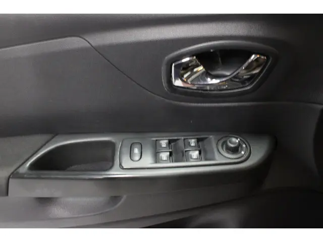 Renault Captur 0.9 TCe Limited 2016 Benzine 21