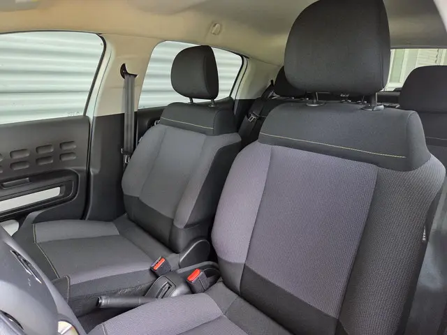 Citroën C3 1.2 PureTech Feel 2022 Benzine 6