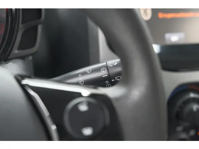 Citroën C1 1.0 e-VTi Airscape Feel 2015 Benzine 33