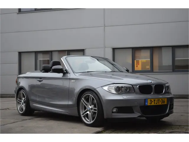 BMW 1 Serie Cabrio 118i M Sport Edition 2014 Benzine 23