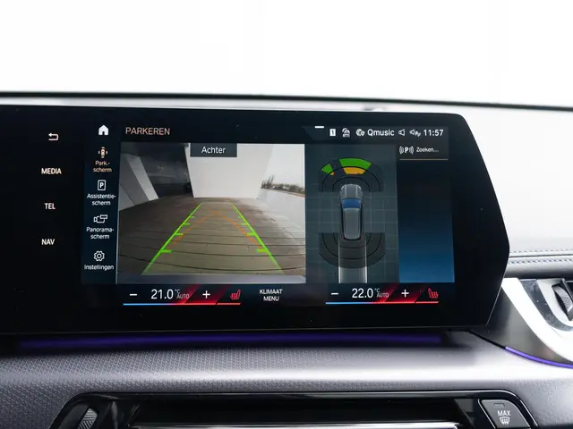 BMW X1 xDrive23i 2023 Benzine 32