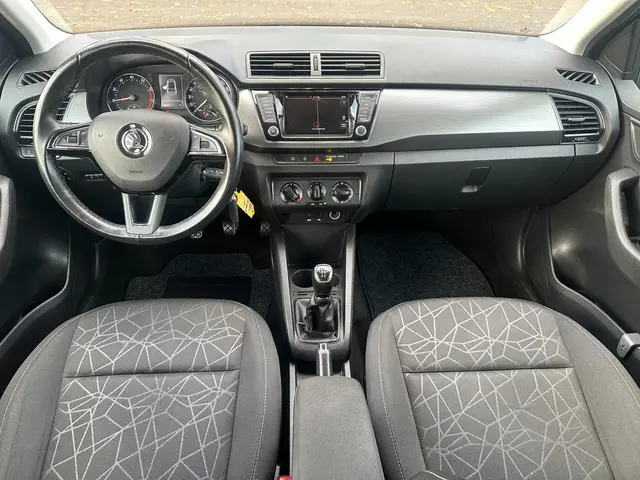 Škoda Fabia 1.0 TSI Clever , navigatie , pdc 2018 Benzine 15