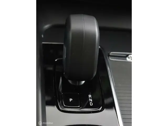 Volvo V60 2.0 B3 Essential| Camera | Trekhaak 2023 Benzine 55