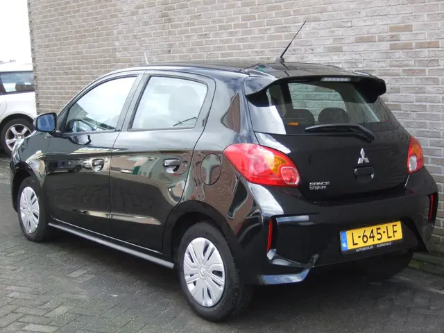 Mitsubishi Space Star 2