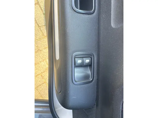 Citroën C3 1.2 PureTech Feel Edition 2018 Benzine 23