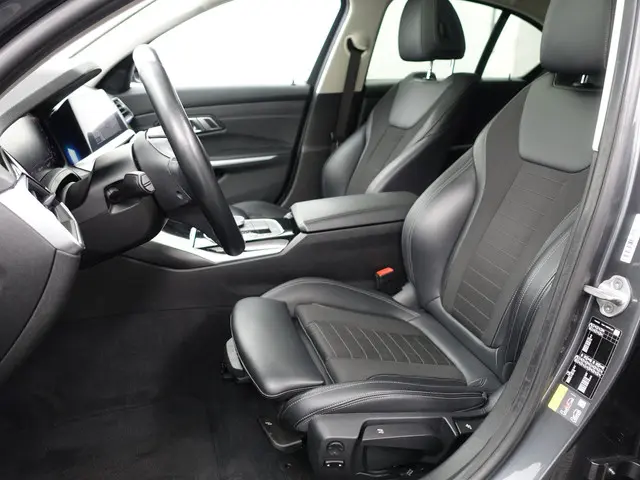 BMW 3 Serie 330e M Sport Aut- 2020 Hybride Benzine 24