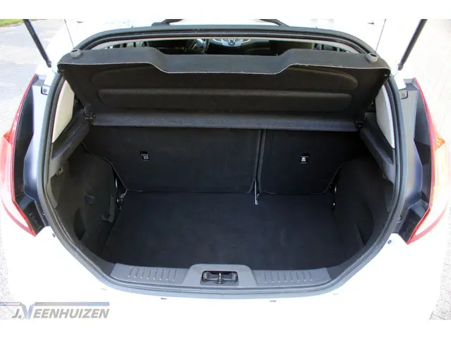 Ford Fiesta 1.25 2015 Benzine 9