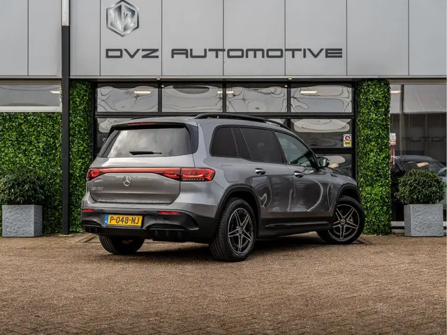 Mercedes-Benz EQB 250 AMG Line 67 kWh 2022 Elektrisch 9