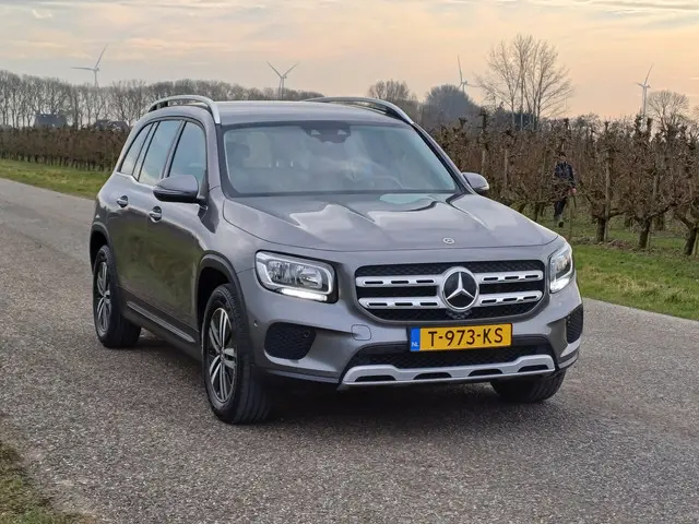 Mercedes-Benz GLB 200 Premium Plus 2022 Benzine 5