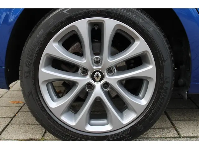 Renault Mégane TCe 130 Intens 2018 Benzine 40