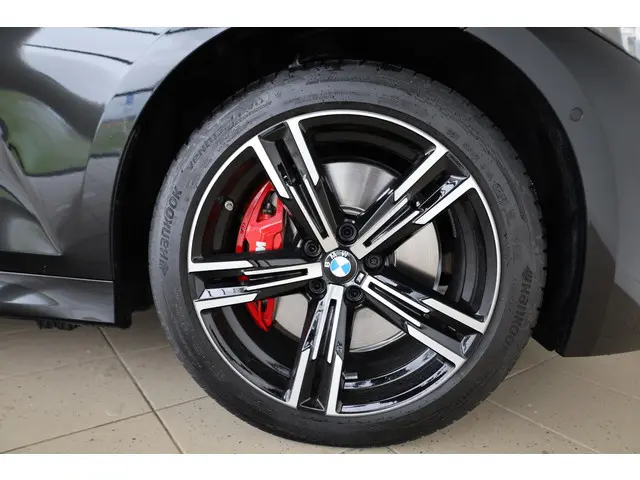 BMW 3 Serie Touring 330e 2026 Hybride Benzine 6