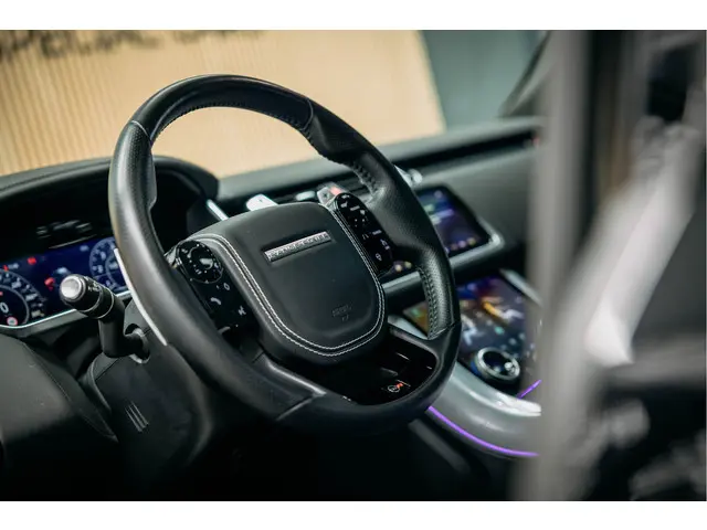 Land Rover Range Rover Sport P575 SVR 2022 Benzine 26