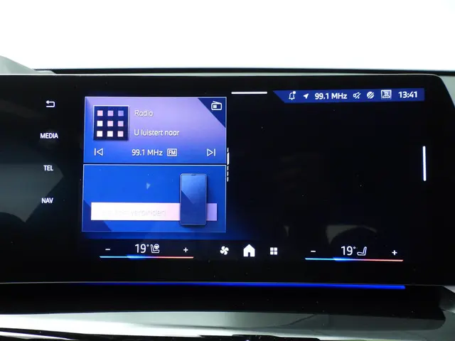 BMW X1 xDrive25e 2025 Hybride Benzine 36