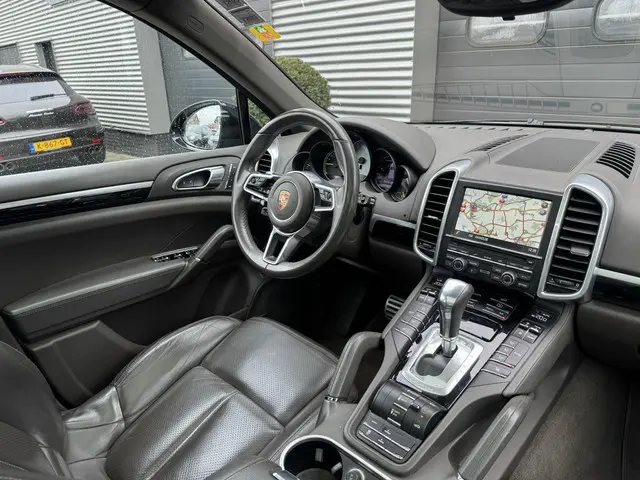 Porsche Cayenne 3.0 S E-Hybrid 2015 Hybride Benzine 3