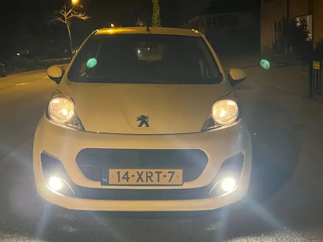 Peugeot 107 1.0 EXCLUSIVE NL-AUTO-NAP 2012 Benzine 67