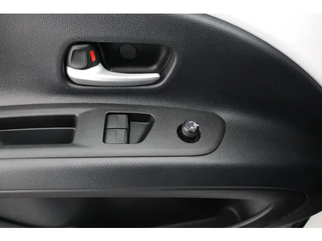 Toyota Aygo X 1.0 VVT-i MT Play 2024 Benzine 27