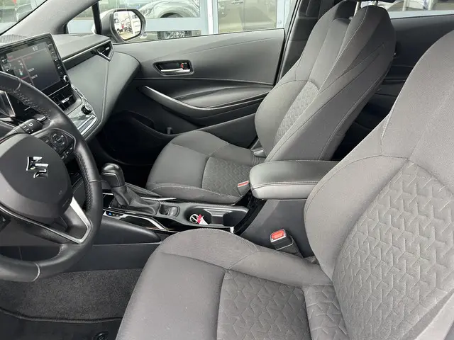 Suzuki Swace 1.8 Hybrid Style 2021 Hybride Benzine 9