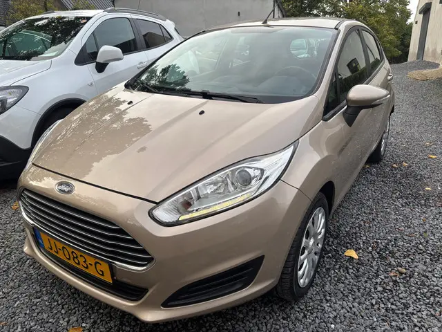 Ford Fiesta 1.0 Style 5 DEURS AIRCO NAVI 2016 Benzine