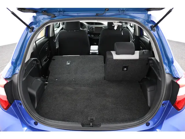 Toyota Yaris 1.5 Hybrid Design 2018 Hybride Benzine 25