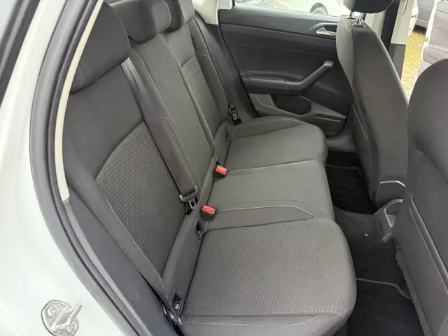 Volkswagen Polo 1.0 TSI Comfortline 2019 Benzine 17