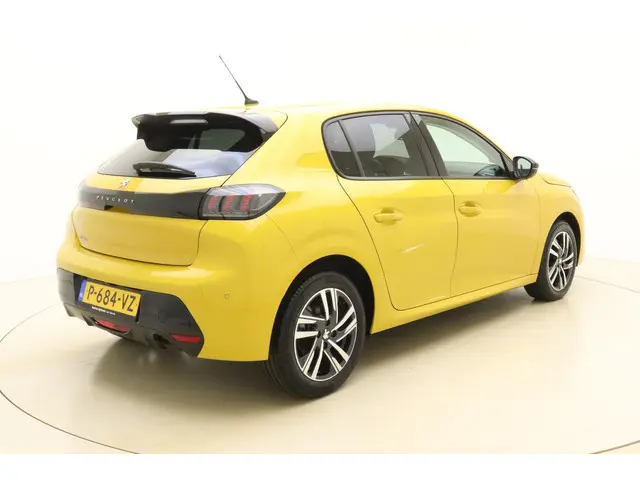 Peugeot 208 1.2 PureTech Allure 2022 Benzine 2