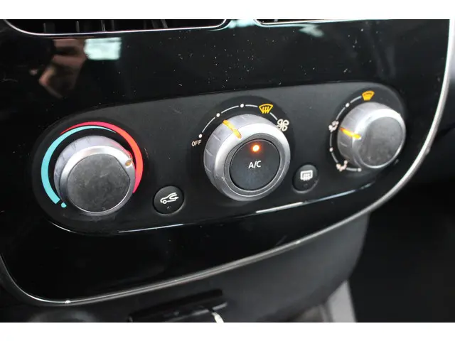 Renault Clio 0.9 TCe ECO Night&Day 2015 Benzine 13