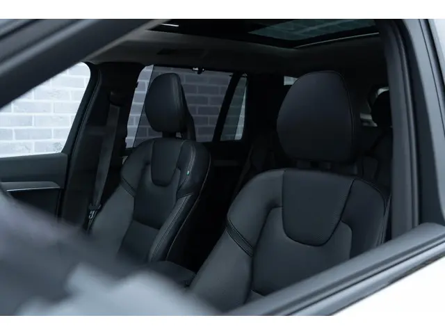Volvo XC90 T8 Recharge AWD R-Design 2021 Hybride Benzine 6