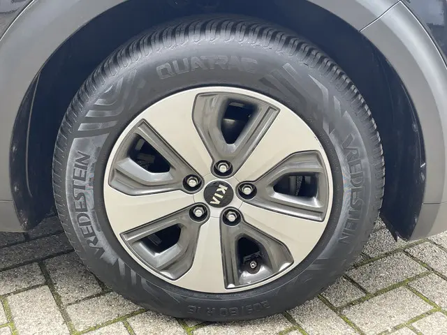 Kia Niro 1.6 GDi Hybrid DynamicLine 2018 Hybride Benzine 5