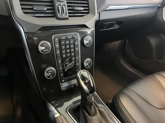 Volvo V40 Cross Country T3 Polar+ Luxury 2019 Benzine 15