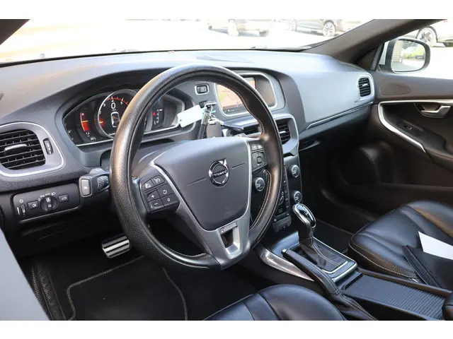 Volvo V40 1.5 T3 Polar+ Sport 2019 Benzine 11