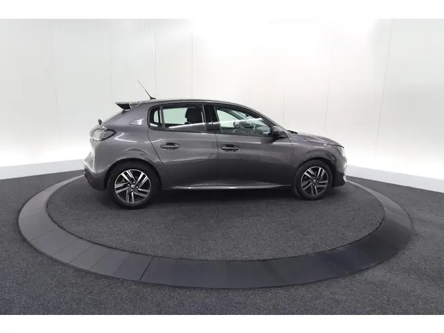 Peugeot 208 PureTech 100 EAT8 Allure 2020 Benzine 9