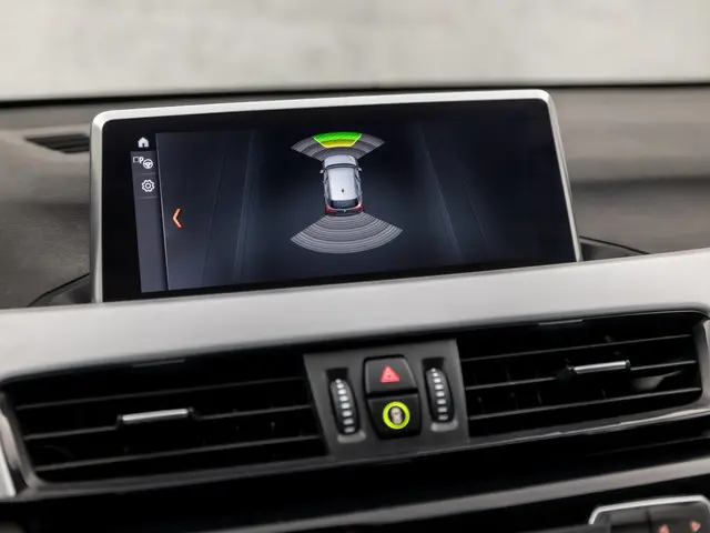 BMW X1 xDrive25e Sportline 2022 Hybride Benzine 23