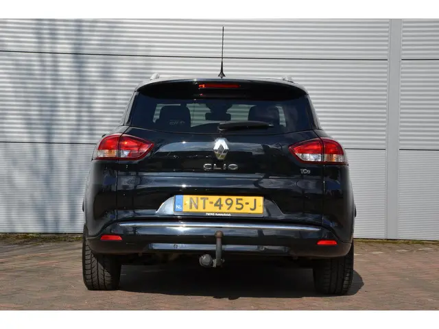 Renault Clio Estate 0.9 TCe Limited 2017 Benzine 7