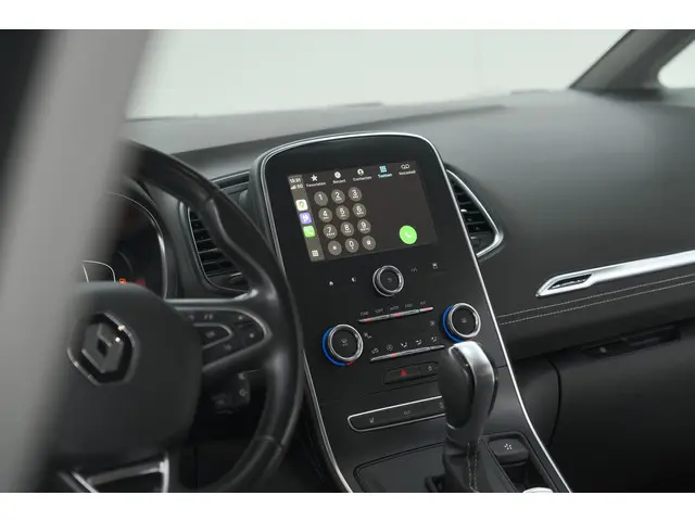 Renault Grand Scénic TCe 140 EDC Intens 2021 Benzine 68